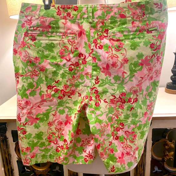 2/$30 Liz Golf Audra Pinks & Greens Shorts size 12 - Picture 4 of 4